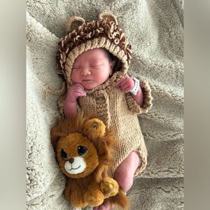 Baby Romper knit 🧶 lion 🦁 outfit